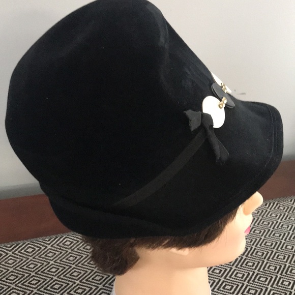 1920s style vintage Felt cloche hat - Picture 2 of 11